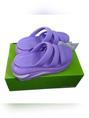 CROCS Women's Platform Slide Sandals in Lavender - Size: 7/W , 5/M